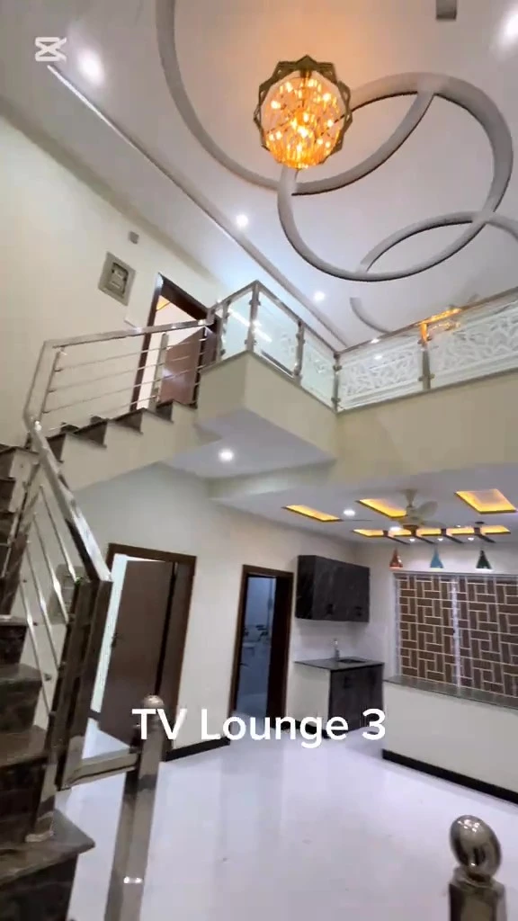 4 Storey House for Sale in B-17 – frame at 0m15s (convert.io)