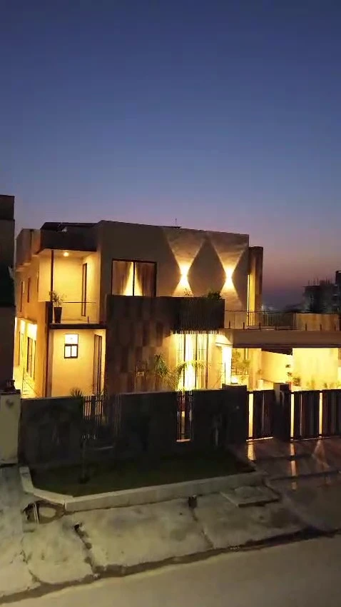 1 Kanal House for Sale in C Block B17 Islamabad