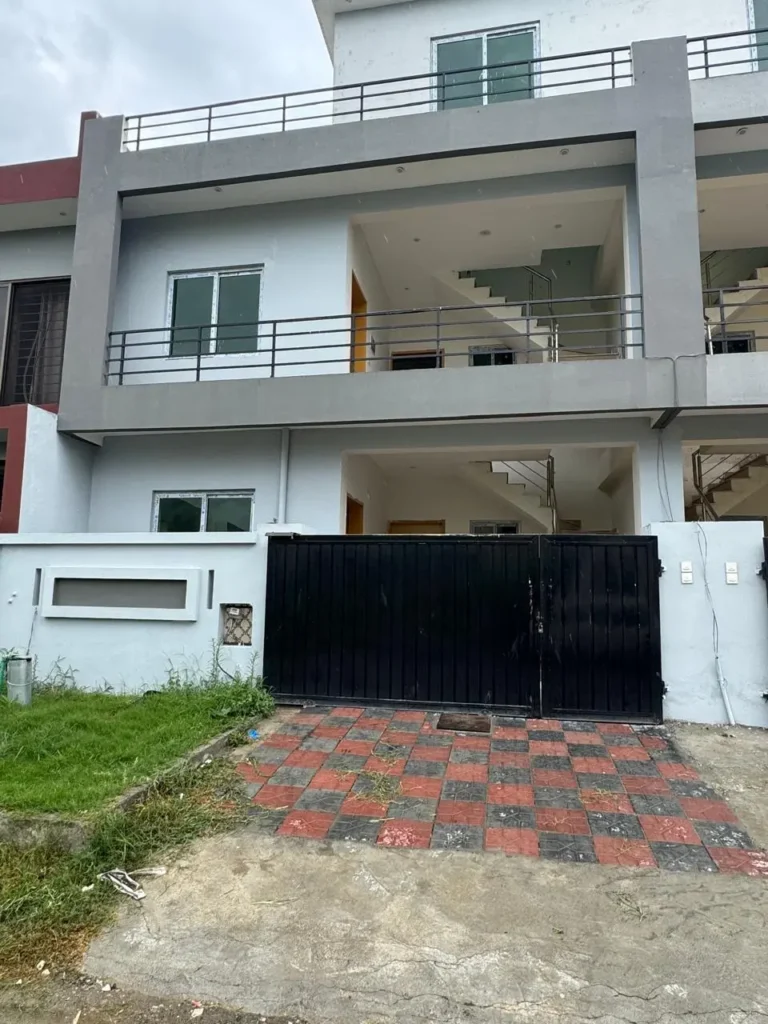 House For Sale in B-17, Block F