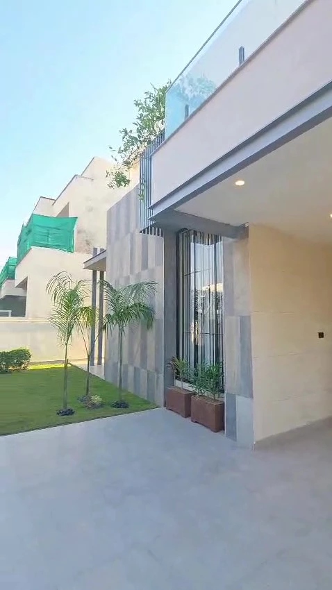 WhatsApp Video 2025-10-17 at 22.56.09_0e1fa043 – frame at 0m19s (convert.io)