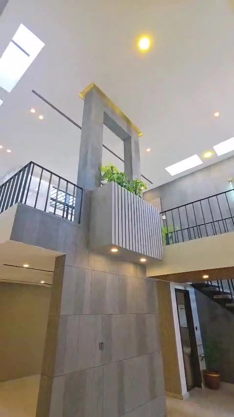 WhatsApp Video 2025-10-17 at 22.56.09_0e1fa043 – frame at 0m29s (convert.io)