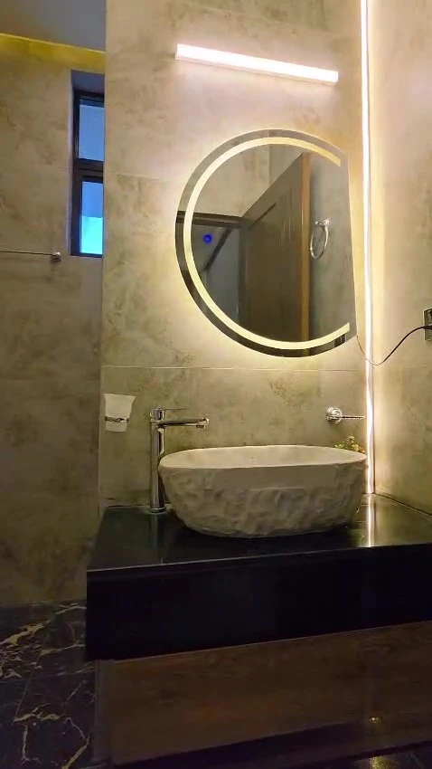 WhatsApp Video 2025-10-17 at 22.56.09_0e1fa043 – frame at 0m55s (convert.io)