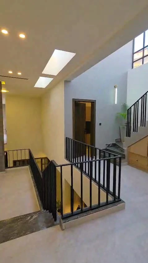 WhatsApp Video 2025-10-17 at 22.56.09_0e1fa043 – frame at 1m5s (convert.io)