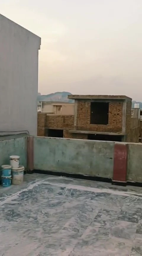 WhatsApp Video 2025-10-30 at 20.42.21_4fc44582 – frame at 0m15s (convert.io)