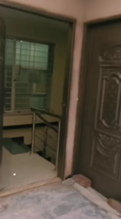 WhatsApp Video 2025-10-30 at 20.42.21_4fc44582 – frame at 0m16s (convert.io)