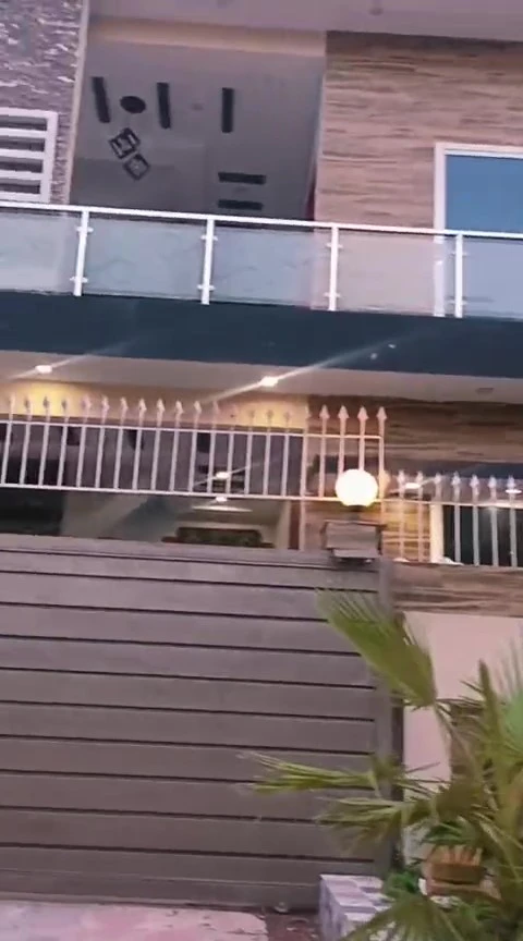 WhatsApp Video 2025-10-30 at 20.42.22_7a176926 – frame at 0m1s (convert.io)