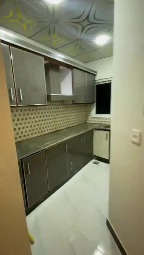 WhatsApp Video 2026-03-27 at 9.39.08 PM – frame at 0m10s (convert.io)