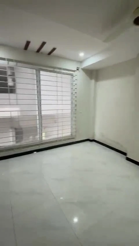 WhatsApp Video 2026-03-27 at 9.39.08 PM – frame at 0m15s (convert.io)