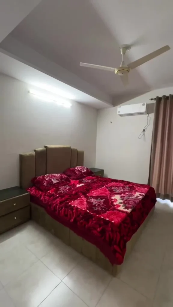 WhatsApp Video 2026-03-29 at 5.40.33 PM – frame at 0m23s (convert.io)